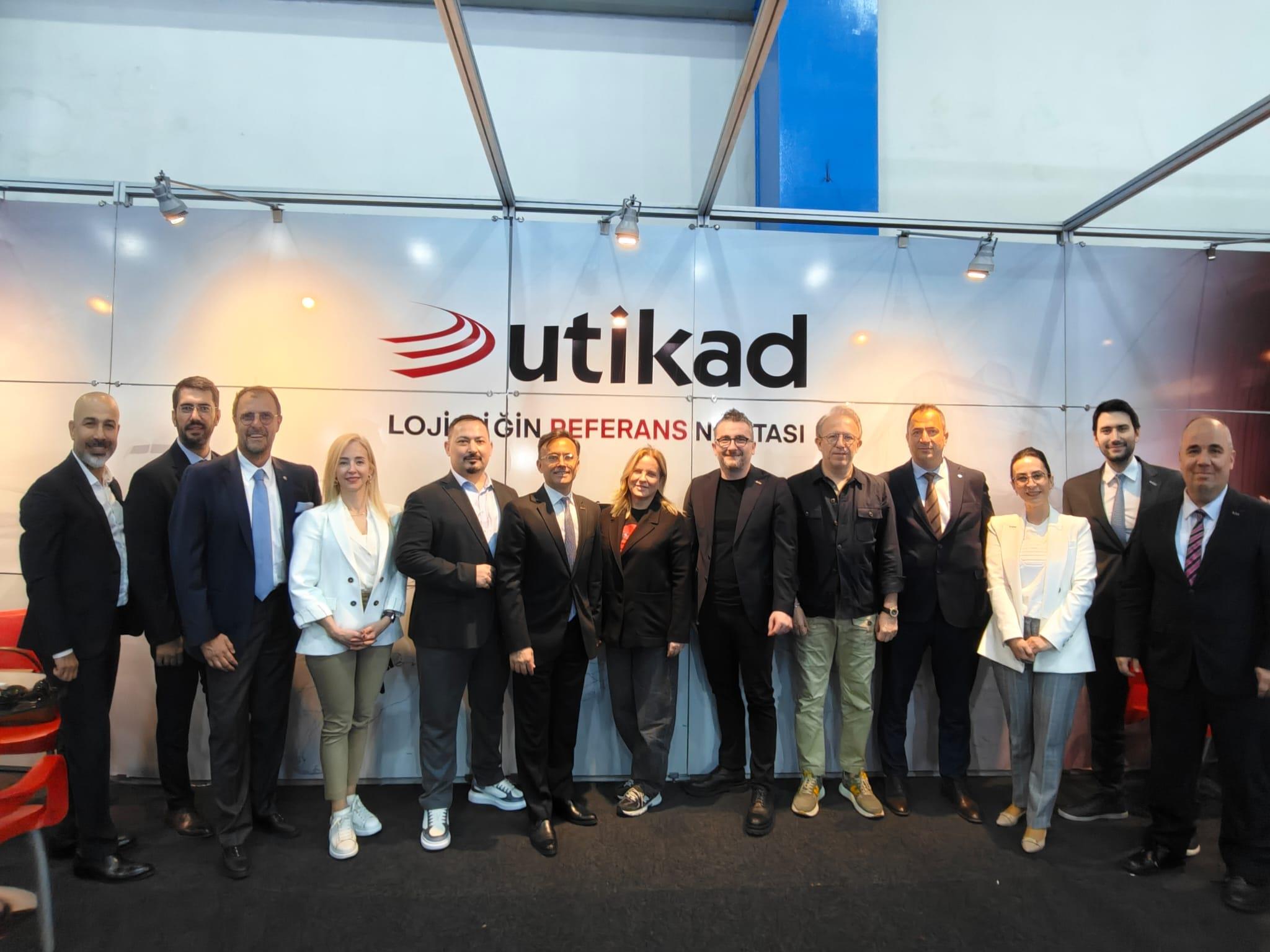 UTİKAD YÖNETİM KURULU ÜYELERİ MERSİN ÜYE BULUŞMASINDA UTİKAD ÜYELERİ İLE BULUŞTU