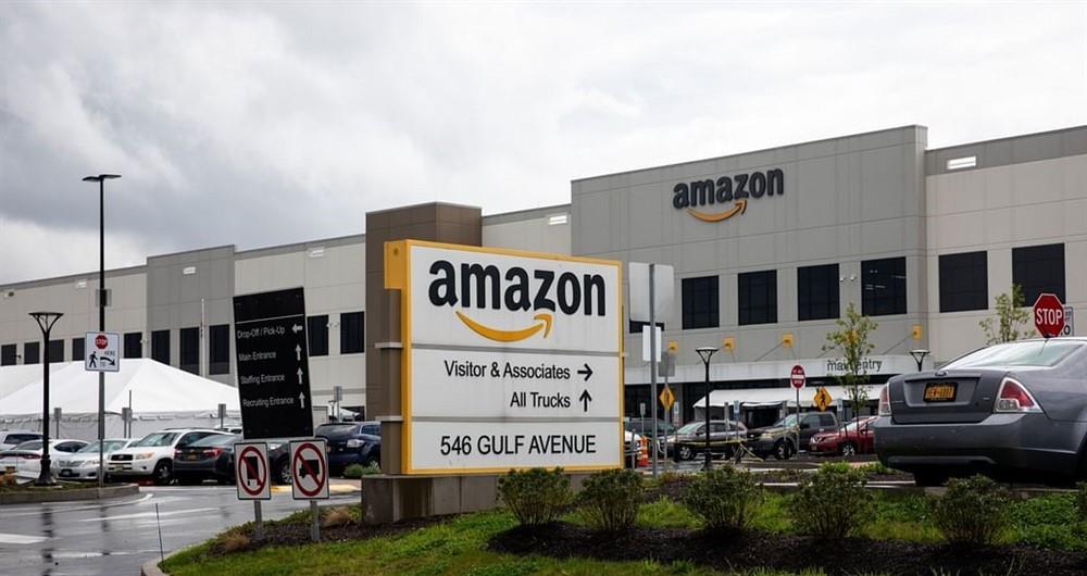 AMAZON, AVRUPA'DAKİ İLK İLK HAVA KARGO MERKEZİNİ AÇTI