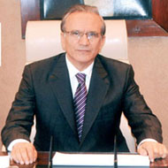 İHRACAT VE İTHALATIN YOLU İHRACAT VE TRANSİT TİCARET LOJİSTİĞİ HARİTASINDA KESİŞECEK