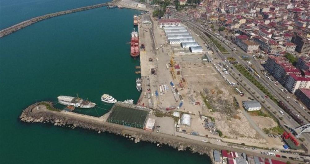 BÖLGE İHRACATININ YÜKÜ GİRESUN LİMANI'NIN OMZUNDA