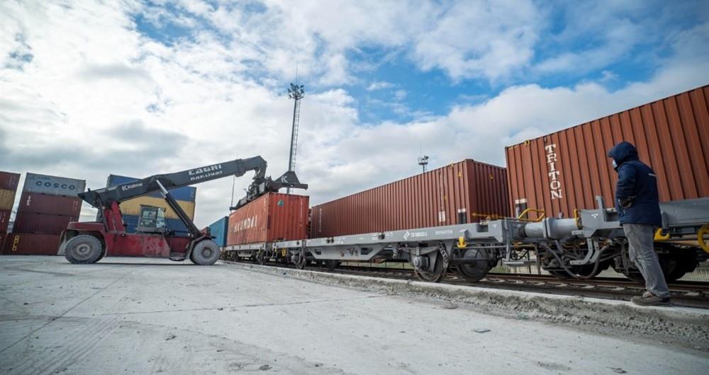 ÇİN'E GİDECEK İKİNCİ İHRACAT TRENİ YOLA ÇIKTI