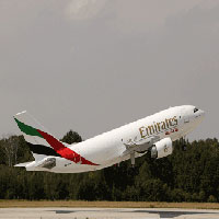 EMIRATESTEN HEATROWA İKİNCİ AIRBUS A380