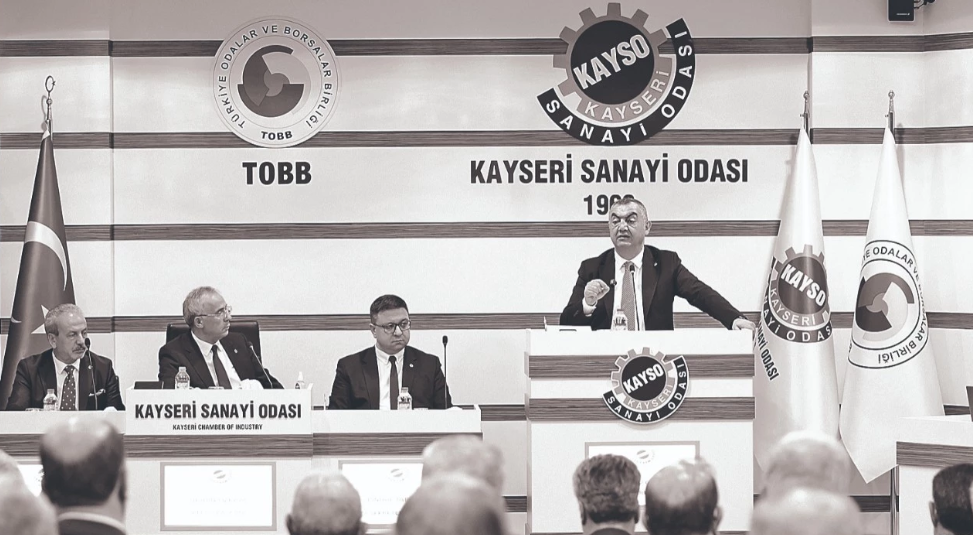 ENFLASYONLA MÜCADELE İHRACATÇIYI CEZALANDIRIP İTHALATÇIYI ÖDÜLLENDİRİYOR