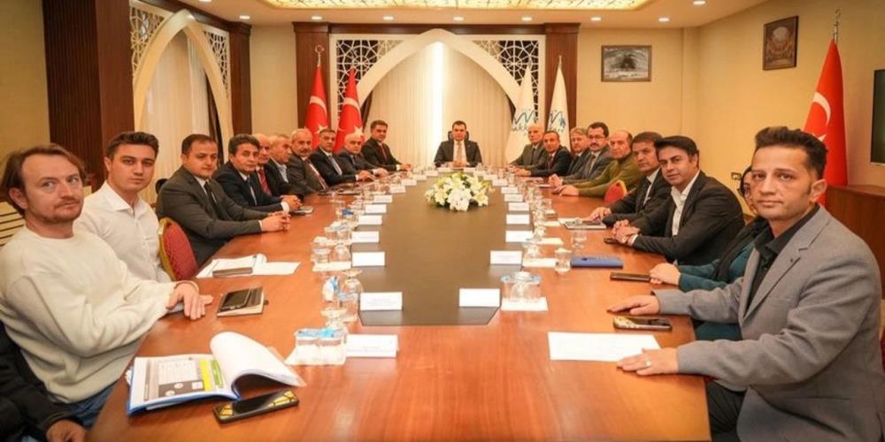 HAKKÂRİ’DE SINIR LOJİSTİK MERKEZİ KURULACAK