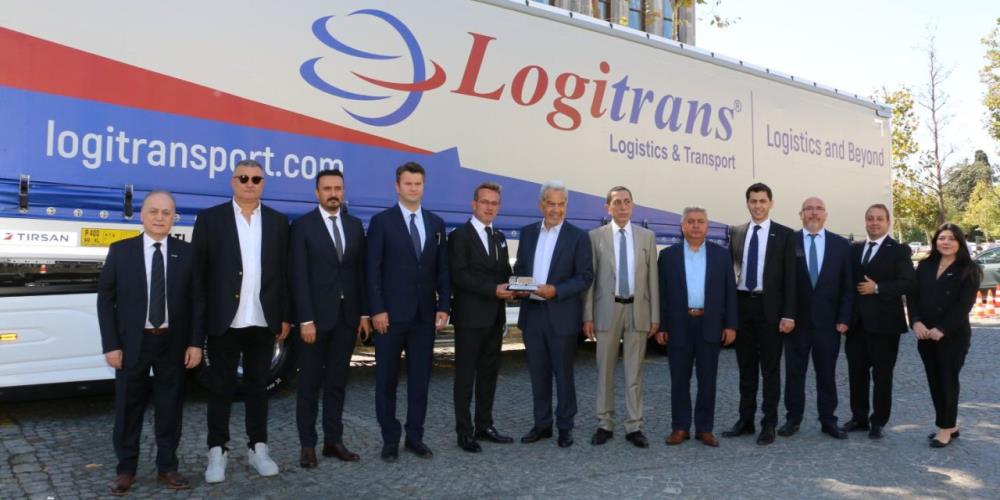 LOGİTRANS VE TIRSAN İŞ BİRLİĞİ 600 TREYLERLİK FİLOYLA BÜYÜYOR