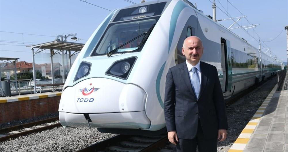  MİLLİ ELEKTRİKLİ TREN SETLERİNİN TEST SÜRÜŞLERİ BAŞLIYOR