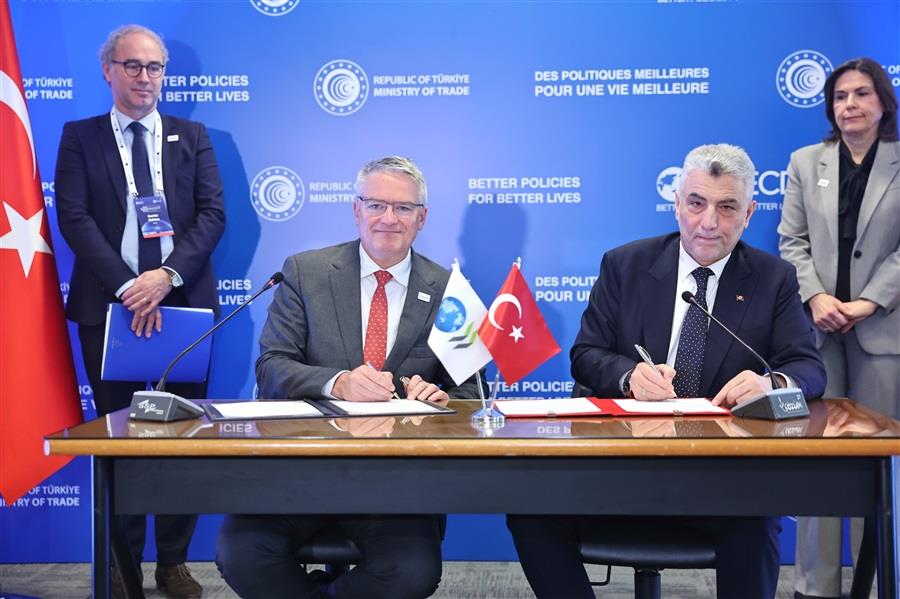 OECD'NİN İSTANBUL'DAKİ FAALİYETLERİNE DEVAM ETMESİ İÇİN PROTOKOL İMZALANDI