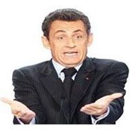 KORUMACI SARKOZY, ABYE TAKILDI