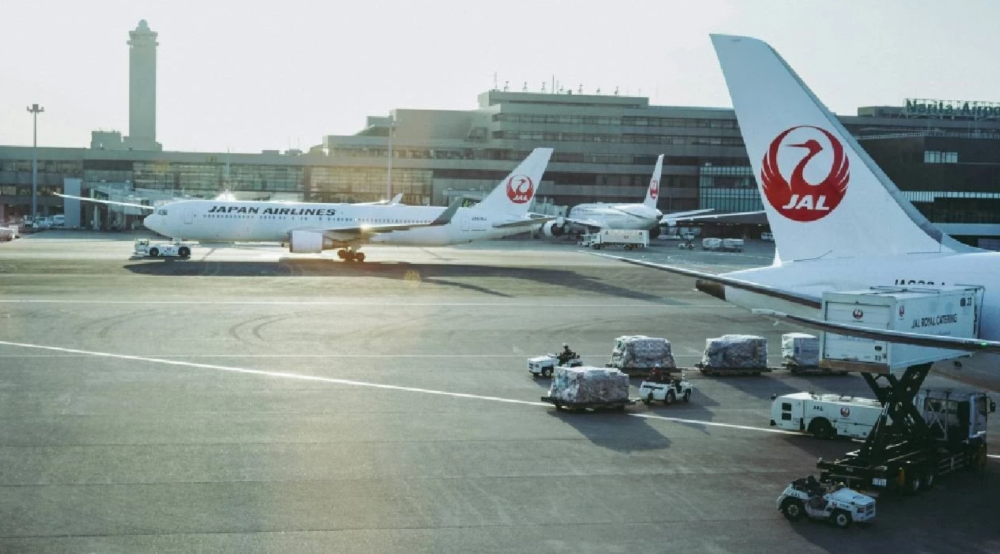 SAVAŞ HAVACILIĞI VURDU: BİLET FİYATLARI FIRLADI, İFLAS UYARISI GELDİ