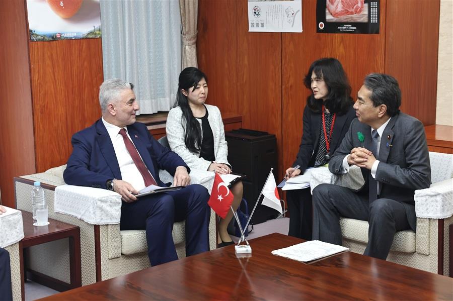 TİCARET BAKANI BOLAT'IN TOKYO'DAKİ GÖRÜŞME TRAFİĞİNDE YENİ İŞBİRLİKLERİ ELE ALINDI
