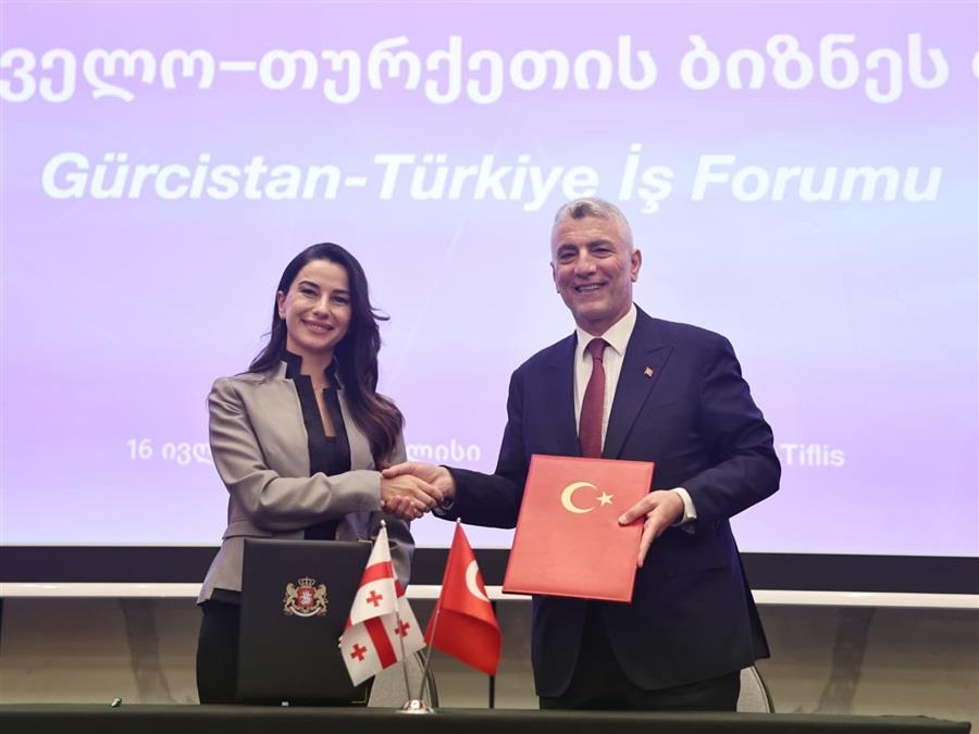 TİCARET BAKANI BOLAT, TİFLİS'TE GÜRCİSTAN MALİYE VE EKONOMİ BAKANLARIYLA BİR ARAYA GELDİ