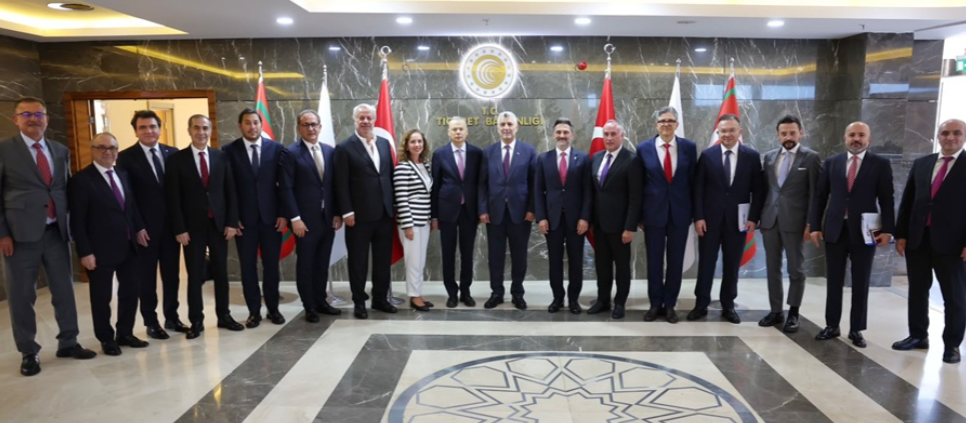 TİCARET BAKANLIĞI VE HİZMET İHRACATÇILARI BİRLİĞİ “HİZMET İHRACATI STRATEJİ BELGESİ”Nİ YENİLEME ÇALIŞMALARINA BAŞLIYOR