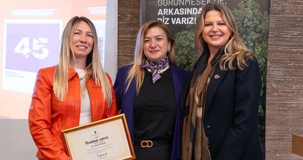ÜNİVERSİTE GENÇLİĞİYLE BULUŞAN SOLMAZ, GELECEĞİN LOJİSTİK LİDERLERİNİ ARIYOR